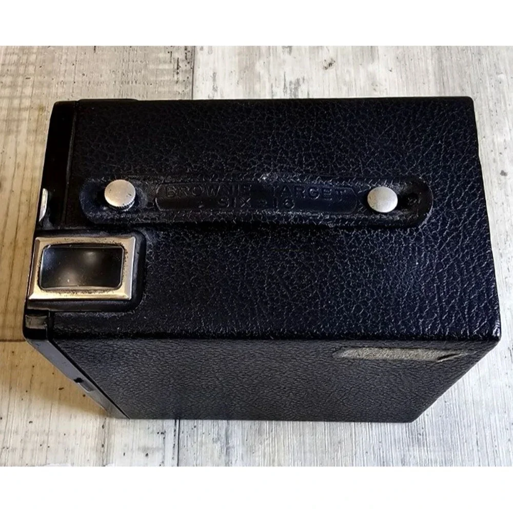 Vintage Kodak Brownie Target Six-16 Art Deco Box Camera 616 Film 1946-1951